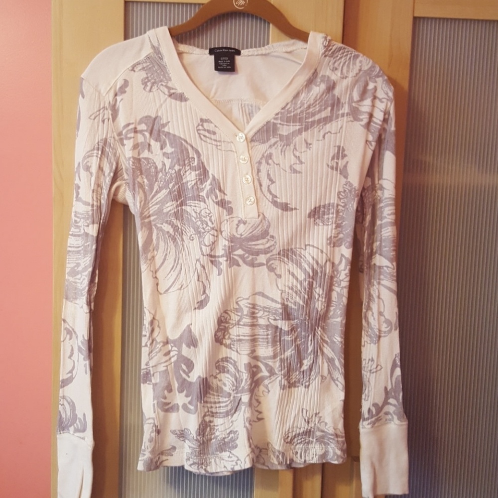 Calvin Klein Jeans ling sleeve tshirt
